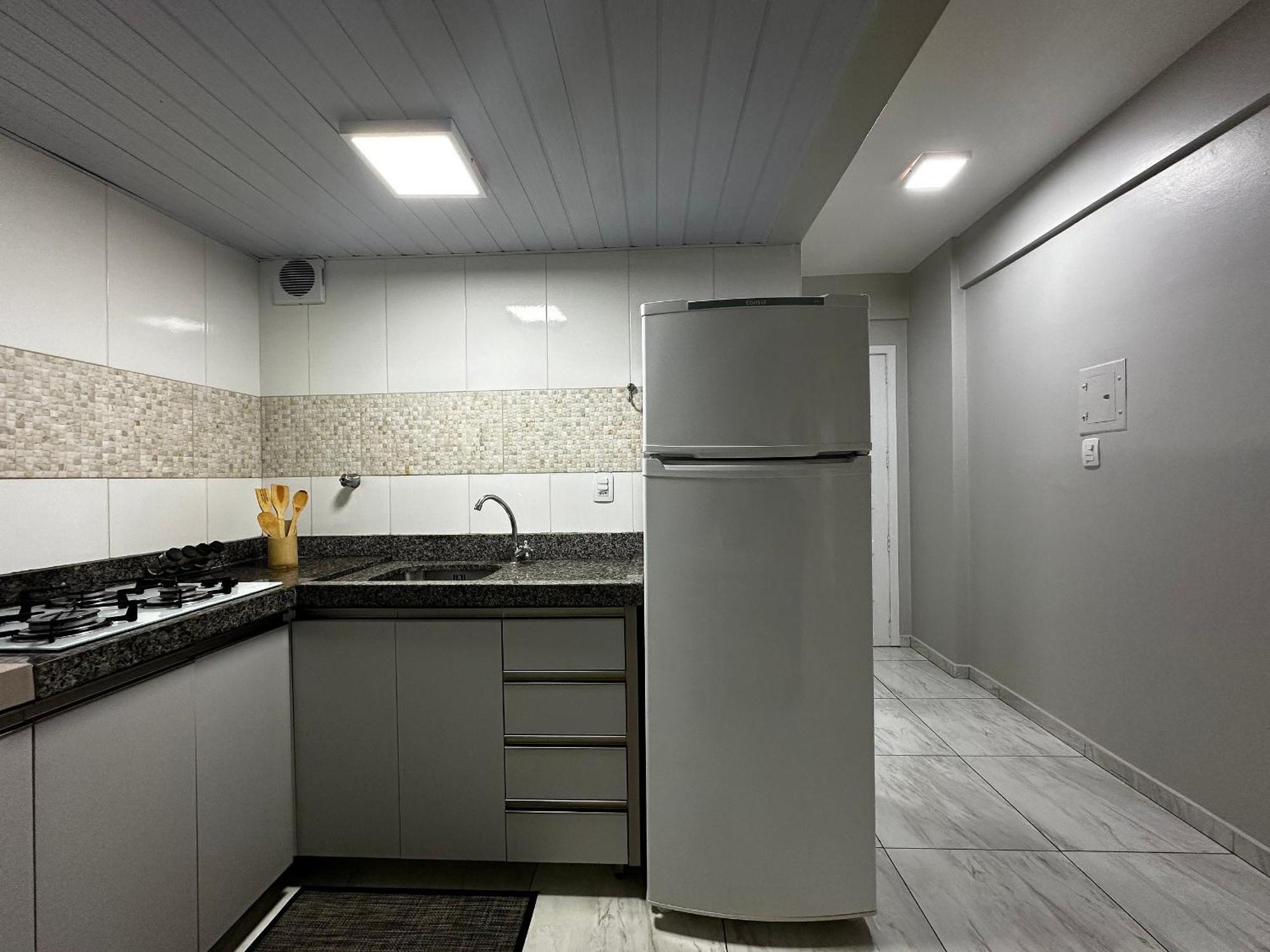 Ma01- Kitnet Com Ar | Vista Big Wheel | Garagem Apartamento Balneário Camboriú Exterior foto