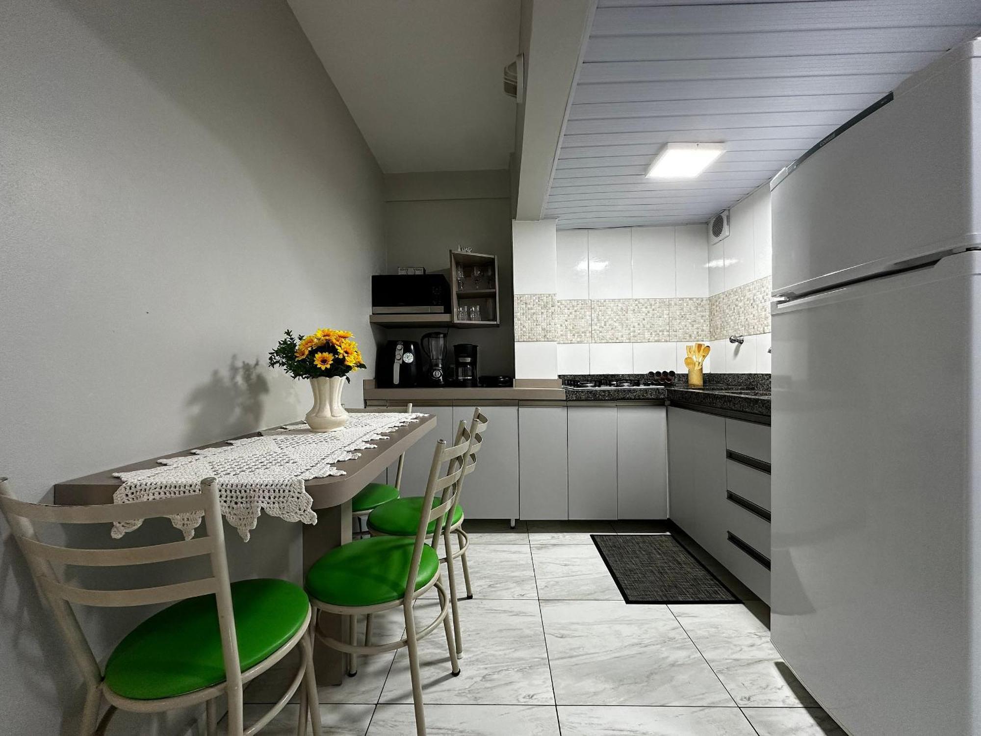 Ma01- Kitnet Com Ar | Vista Big Wheel | Garagem Apartamento Balneário Camboriú Exterior foto