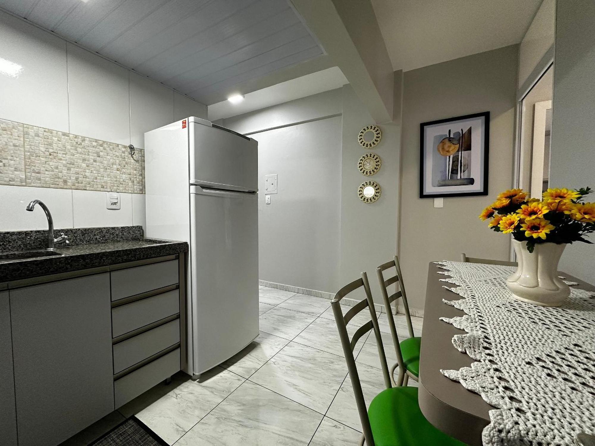 Ma01- Kitnet Com Ar | Vista Big Wheel | Garagem Apartamento Balneário Camboriú Exterior foto